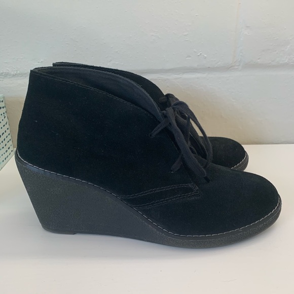 Aldo Shoes - Reposh! Aldo Black Suede Wedge Ankle Boot